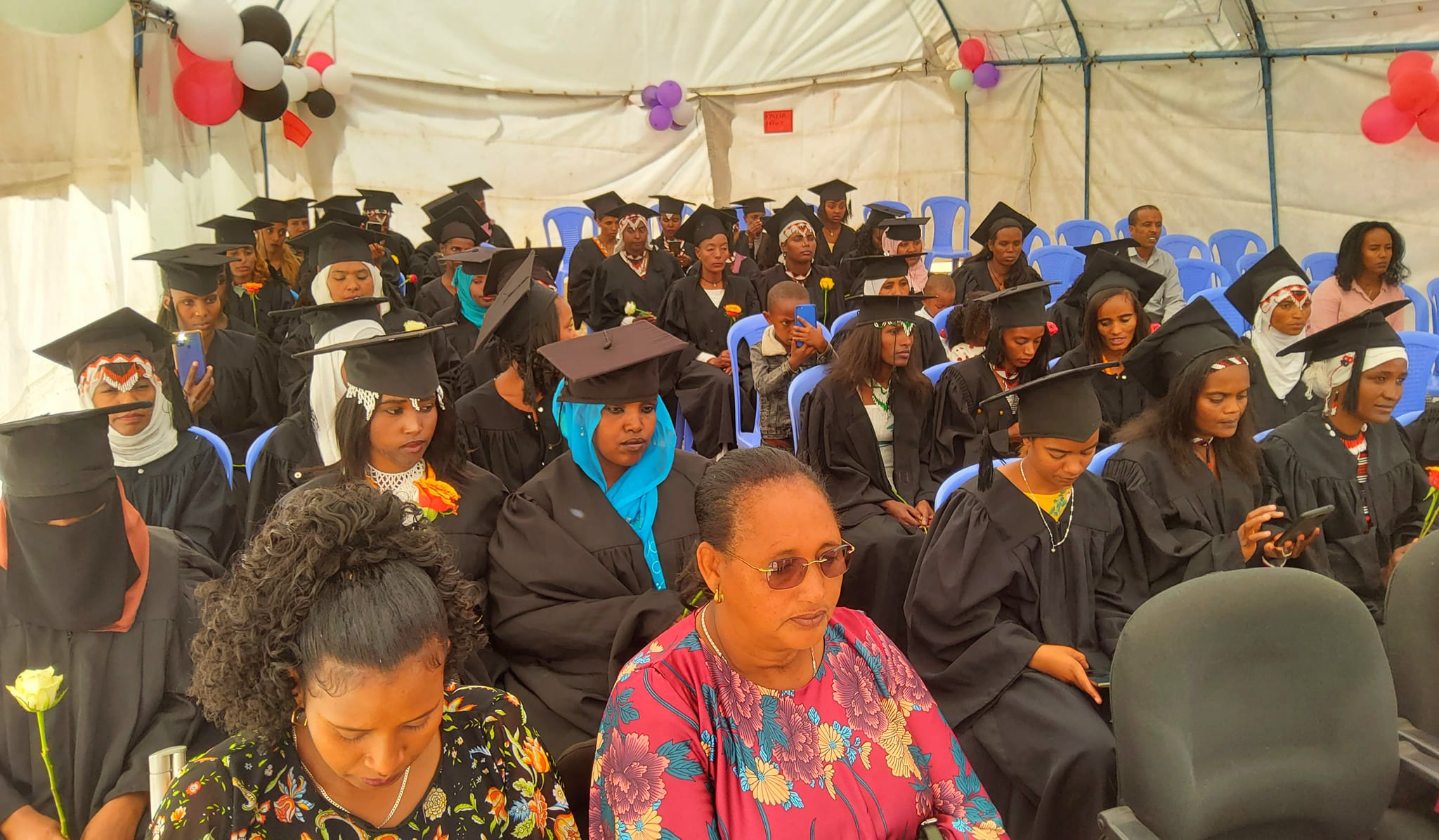 Women Migrant Returnees Women Migrant Returnees