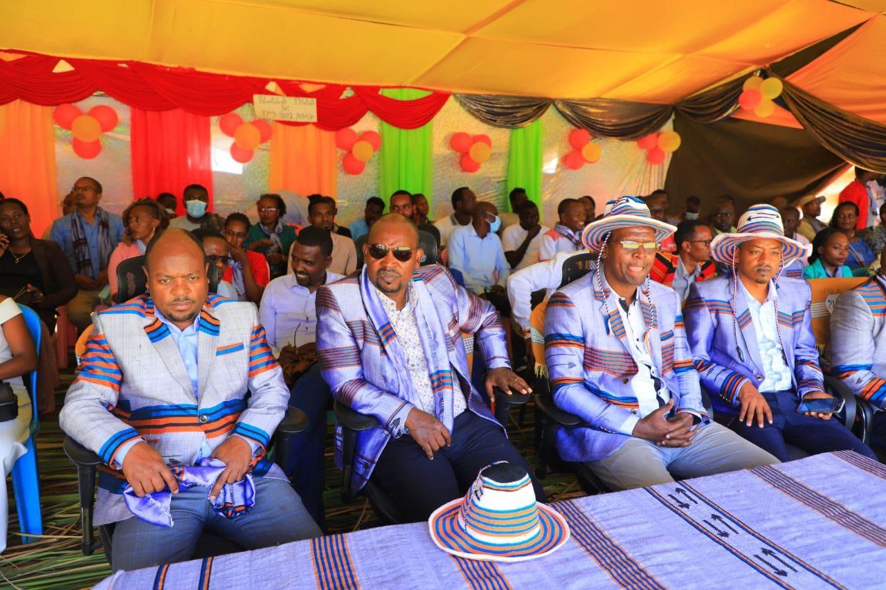 Male ethnic group